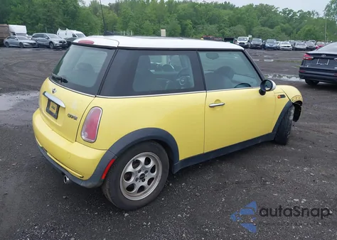 2005 Mini Cooper z USA, uszkodzony, nr VIN WMWRC33495TJ68723